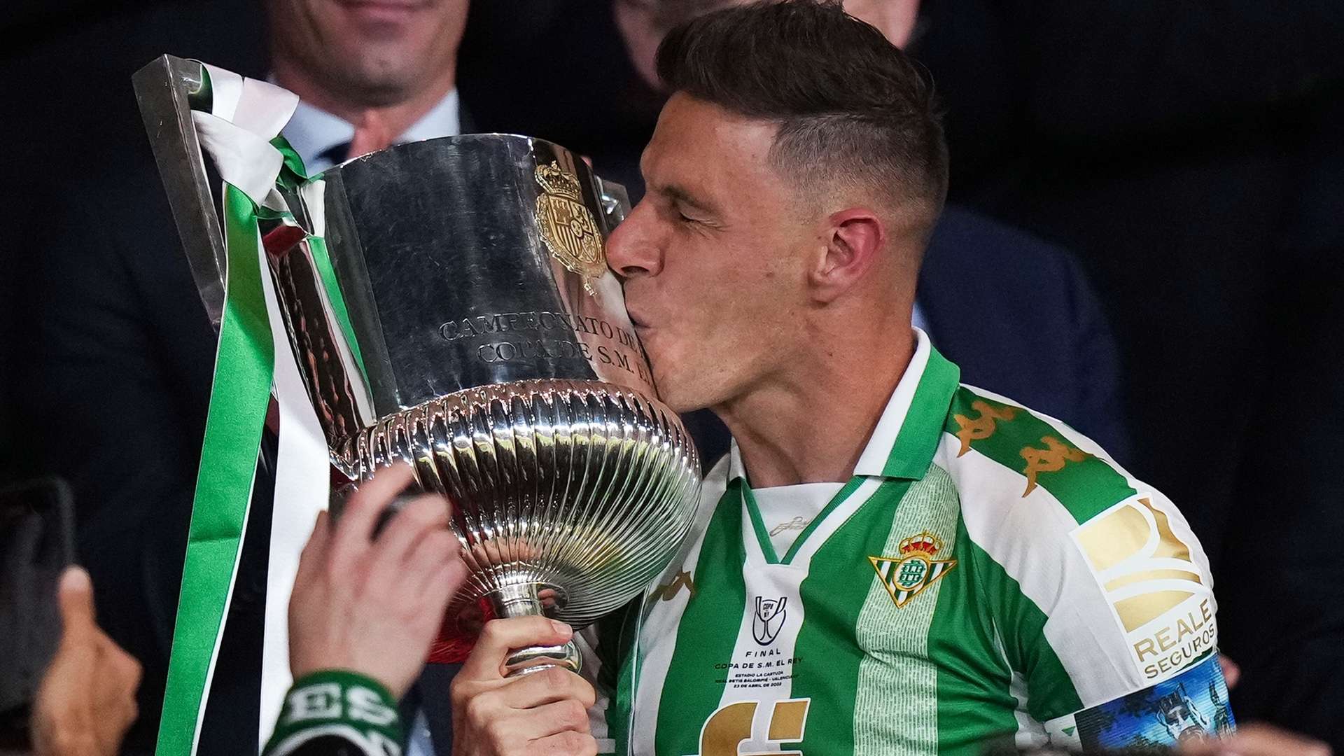 普埃尔在他 普埃尔在他